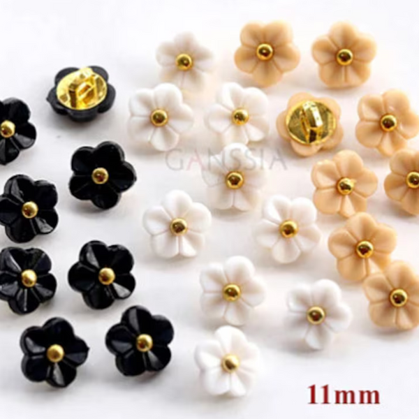 11 mm Flower Blossom Buttons