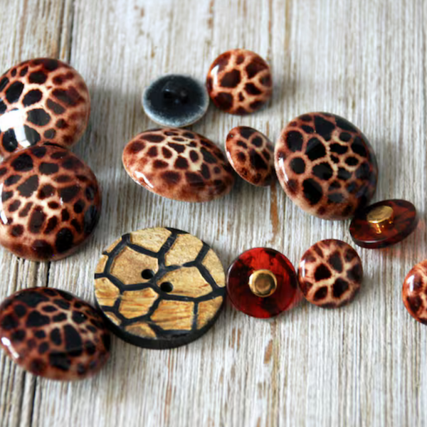 Lot of Brown Leopard Plastic Vintage Buttons