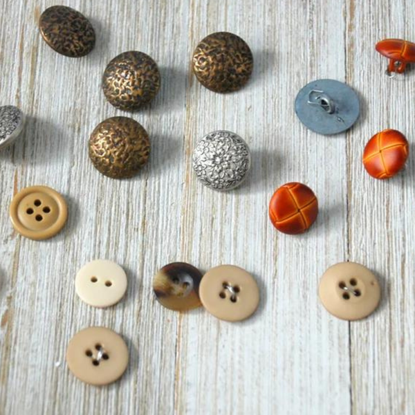 Lot of Beige & Brown Vintage Buttons