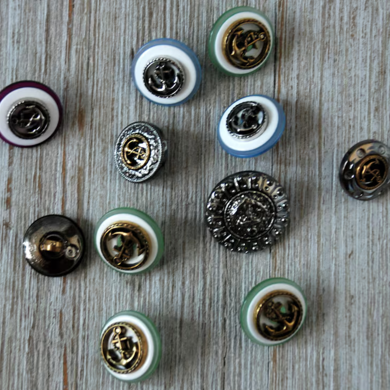 Lot of 15-20 mm Vintage Buttons