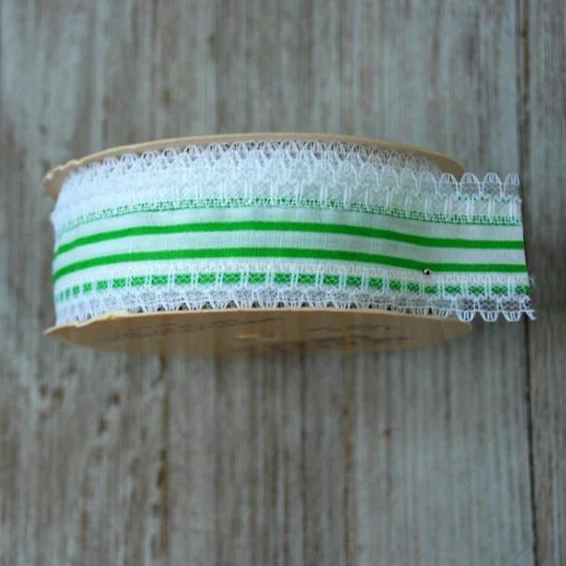 White & Green Vintage Cotton Lace Trim