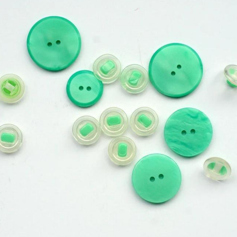 Lot of 12-20 mm Vintage Green Buttons