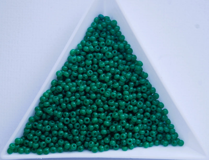 Oily Green Czech Seed Beads, 10/0 (Copy)