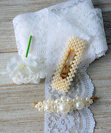 A Set of Two Pearls Hair Clips